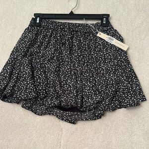 She and Sky Black and White Floral Skirt